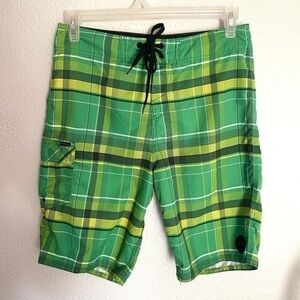 ONEILL mens lime green plaid board shorts size 30
